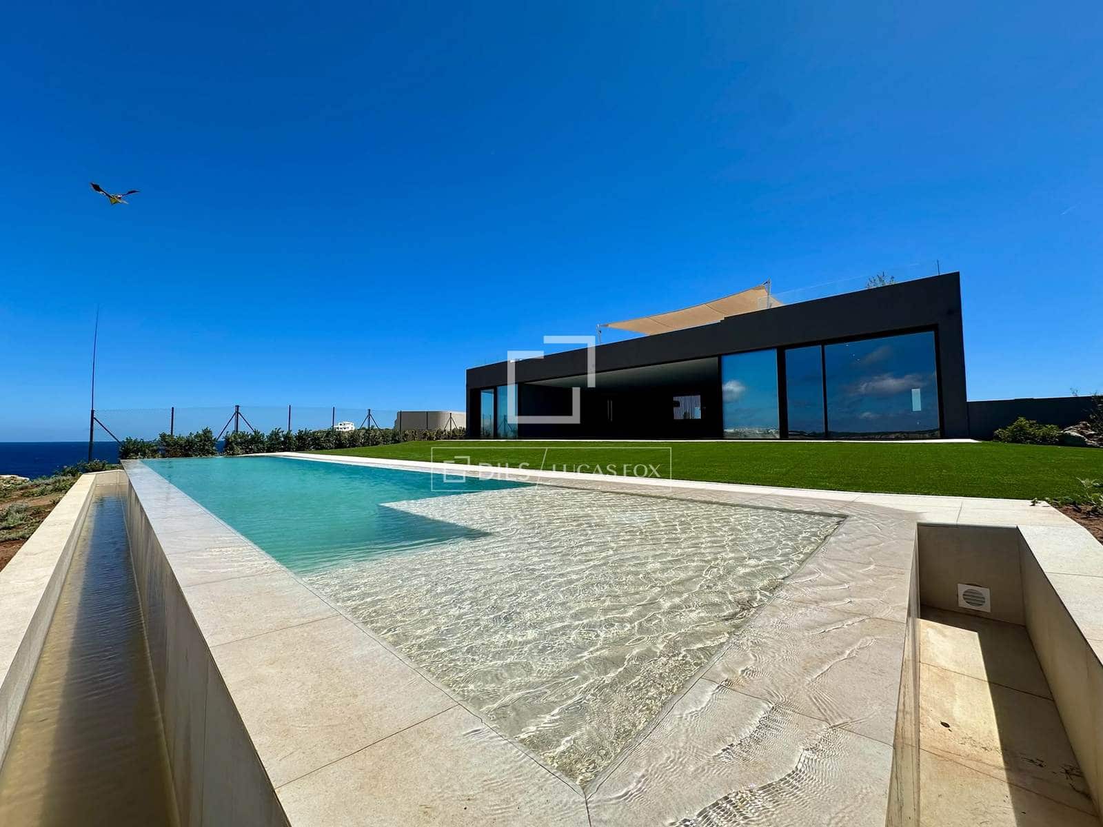 3 bedroom Villa for sale in Es Mercadal with pool garage - € 3,600,000 (Ref: 9928469)