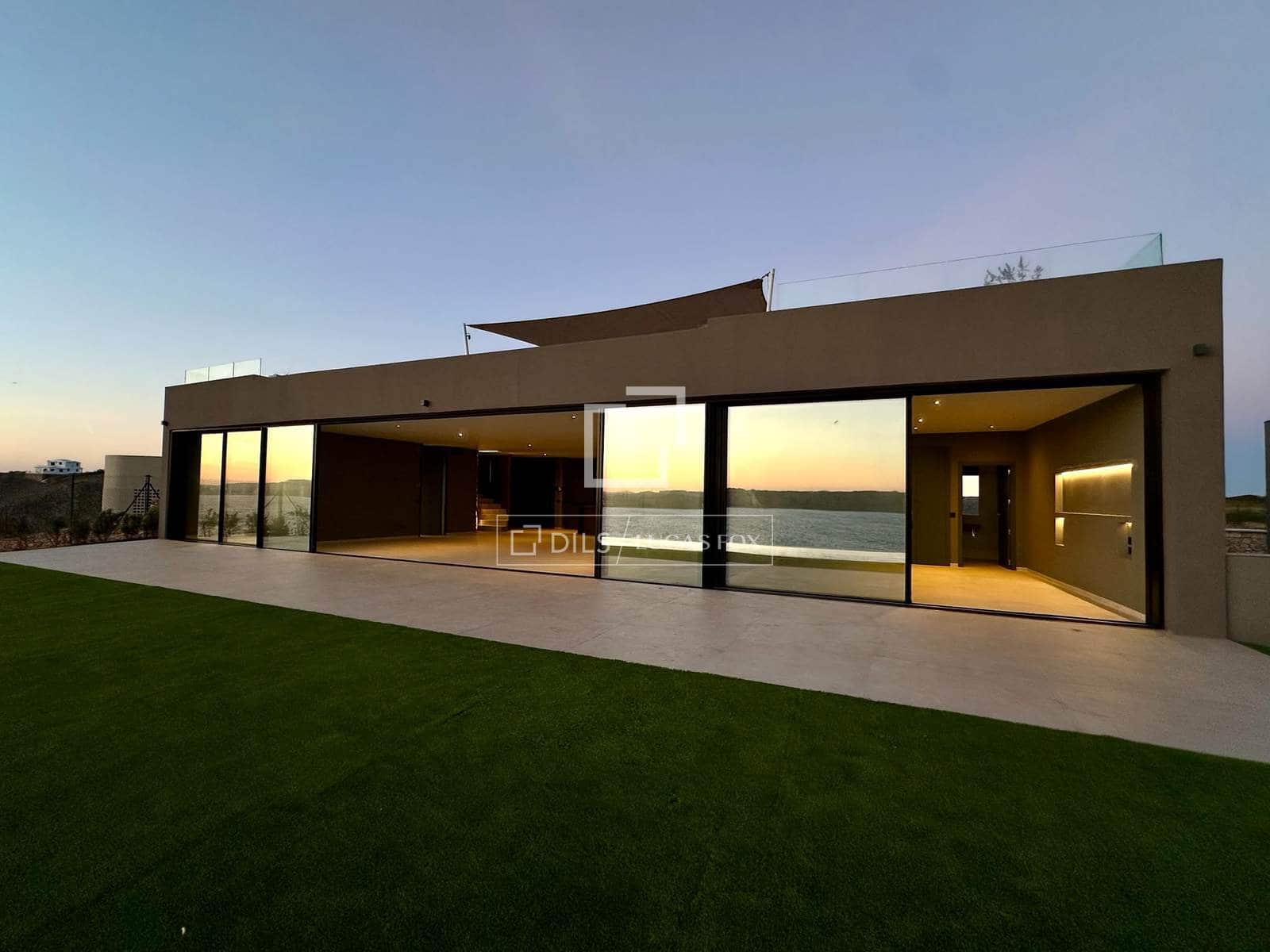 3 bedroom Villa for sale in Es Mercadal with pool garage - € 3,600,000 (Ref: 9928469)