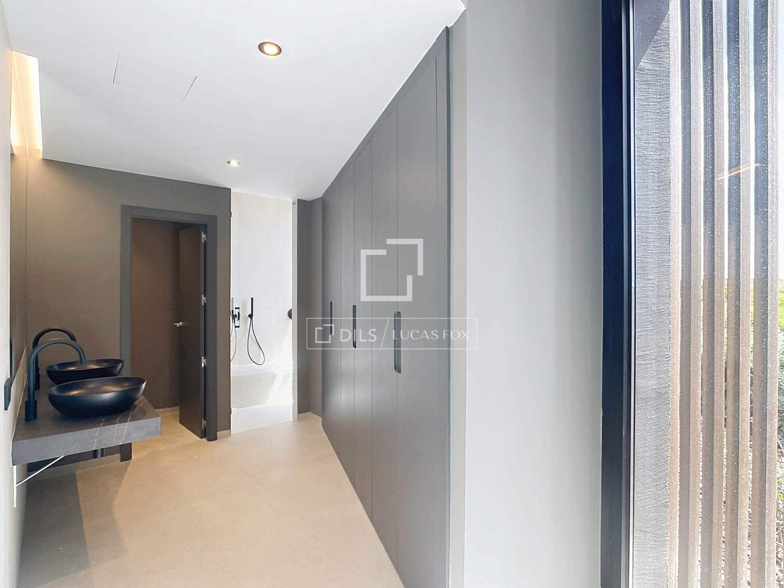 3 bedroom Villa for sale in Es Mercadal with pool garage - € 3,600,000 (Ref: 9928469)