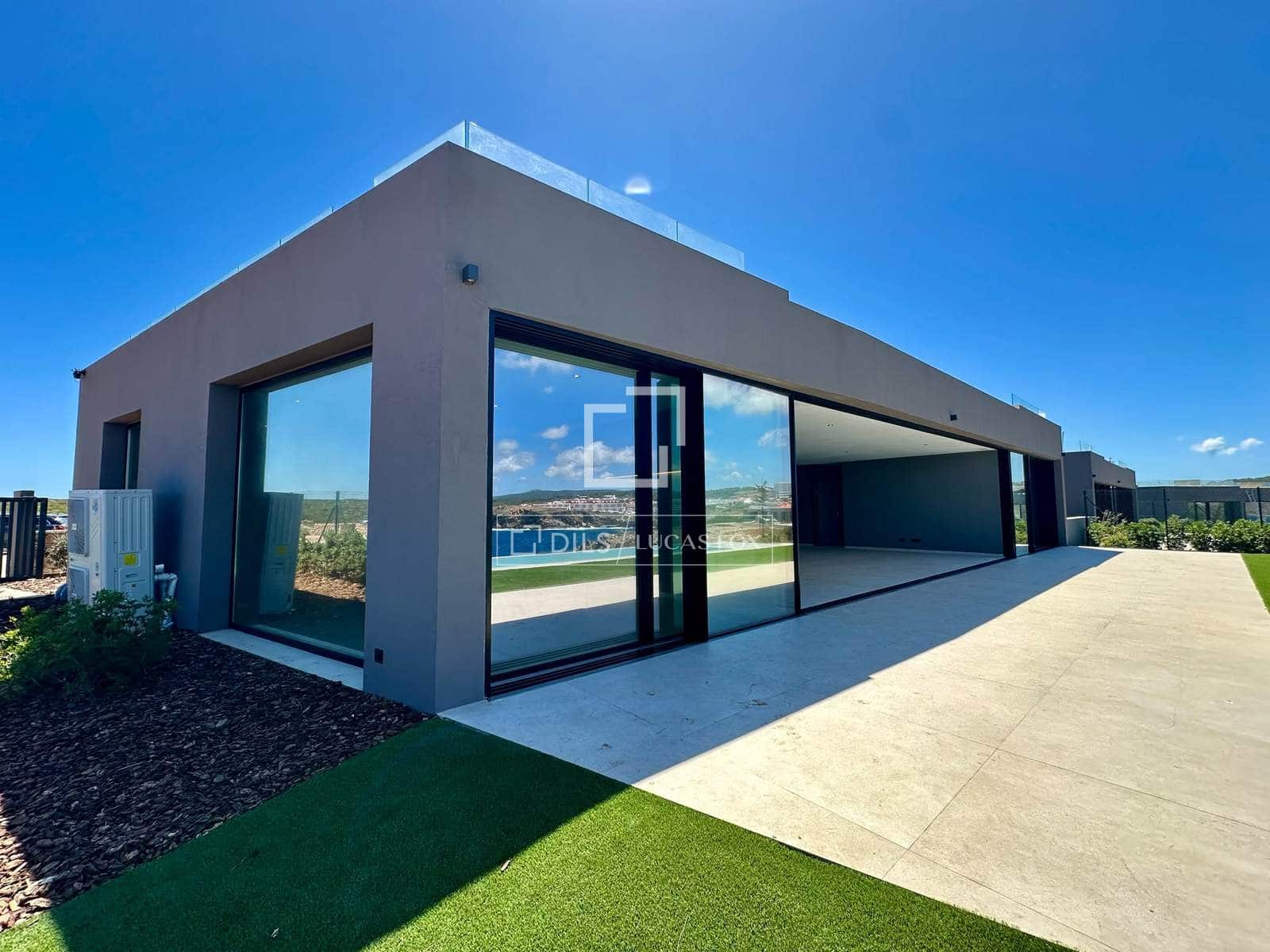 3 bedroom Villa for sale in Es Mercadal with pool garage - € 3,600,000 (Ref: 9928469)