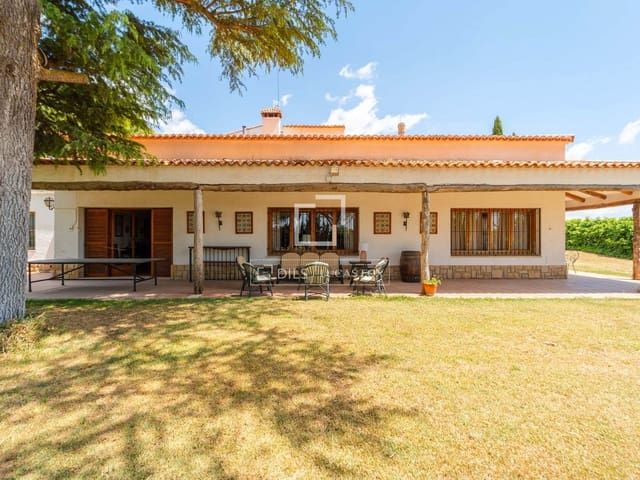10 slaapkamer Finca/Landhuis te koop in Requena met zwembad garage - € 1.700.000 (Ref: 9928470)