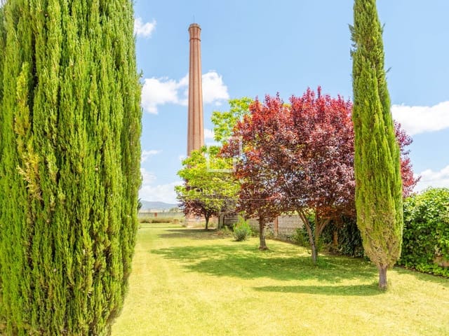 10 soveværelse Finca/Landehus til salg i Requena med swimmingpool garage - € 1.700.000 (Ref: 9928470)