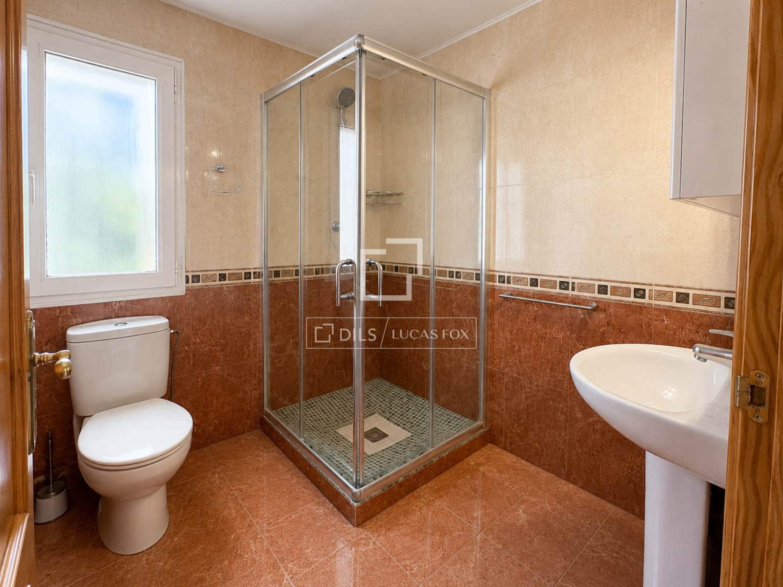 Chalet de 4 habitaciones en Calpe / Calp en venta con piscina garaje - 520.000 € (Ref: 9928532)