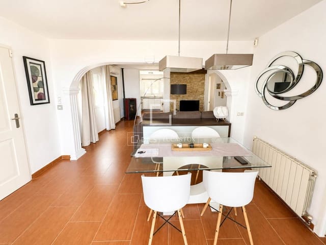 Chalet de 4 habitaciones en Calpe / Calp en venta con piscina garaje - 520.000 € (Ref: 9928532)