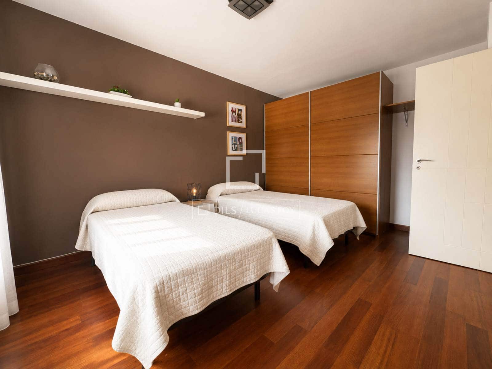 Chalet de 4 habitaciones en Calpe / Calp en venta con piscina garaje - 520.000 € (Ref: 9928532)