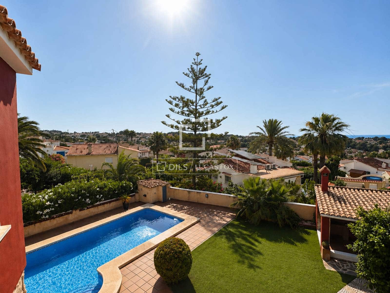 Chalet de 4 habitaciones en Calpe / Calp en venta con piscina garaje - 520.000 € (Ref: 9928532)