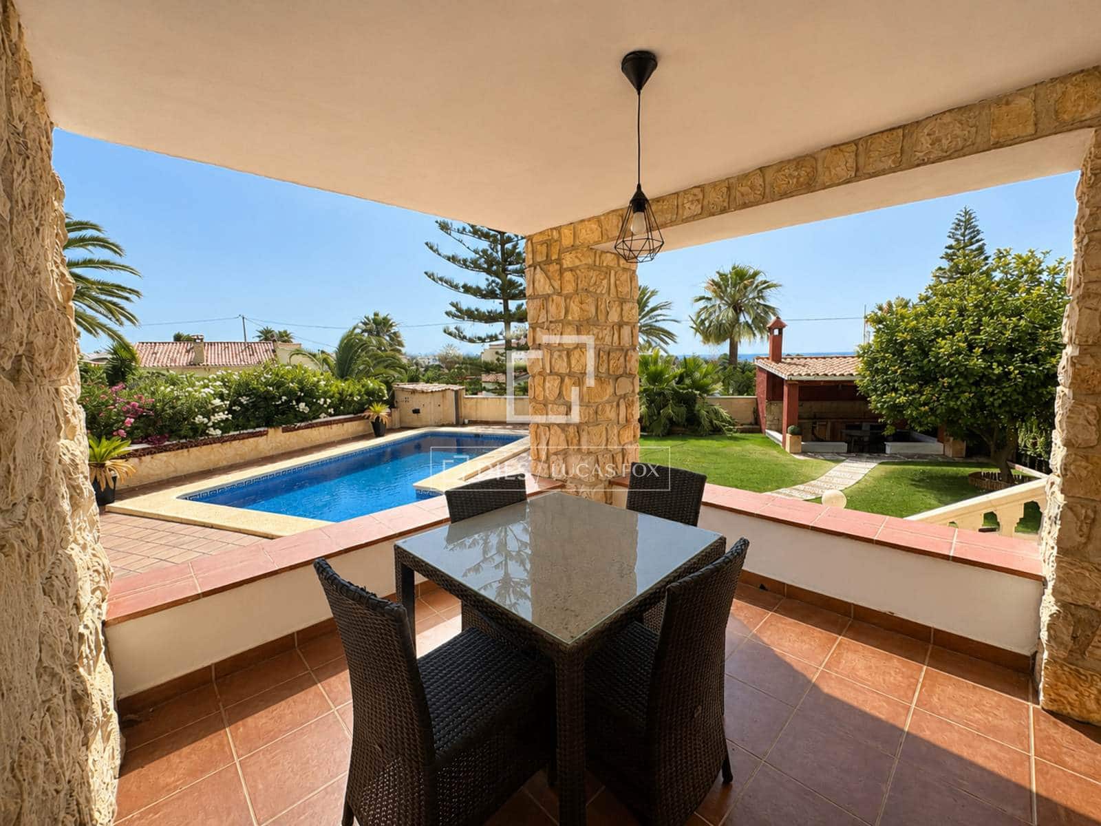 Chalet de 4 habitaciones en Calpe / Calp en venta con piscina garaje - 520.000 € (Ref: 9928532)