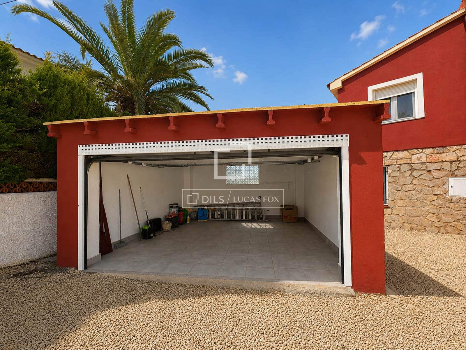 Chalet de 4 habitaciones en Calpe / Calp en venta con piscina garaje - 520.000 € (Ref: 9928532)