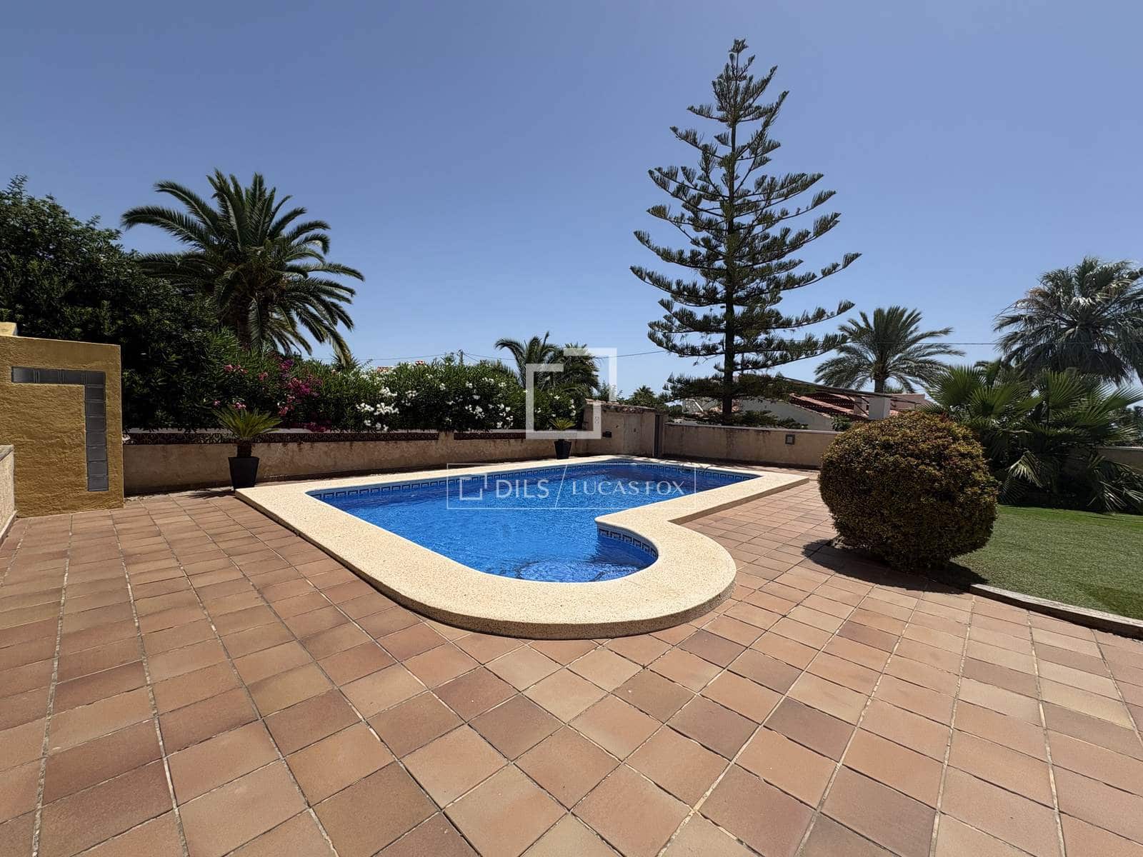 Chalet de 4 habitaciones en Calpe / Calp en venta con piscina garaje - 520.000 € (Ref: 9928532)