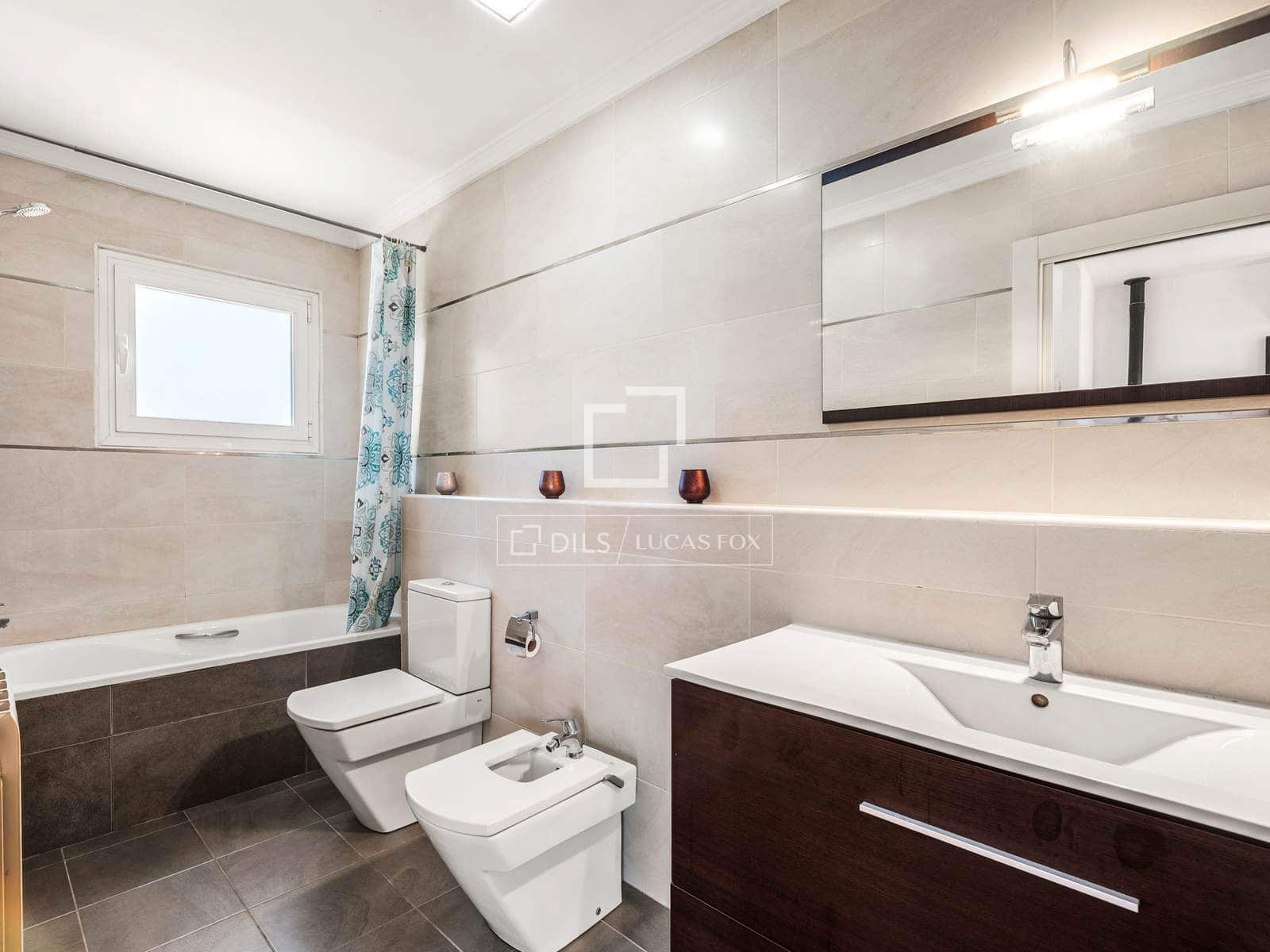 4 quarto Moradia para venda em Calpe / Calp com piscina garagem - 520 000 € (Ref: 9928532)