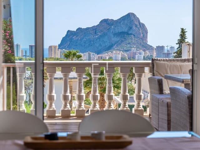 4 quarto Moradia para venda em Calpe / Calp com piscina garagem - 520 000 € (Ref: 9928532)