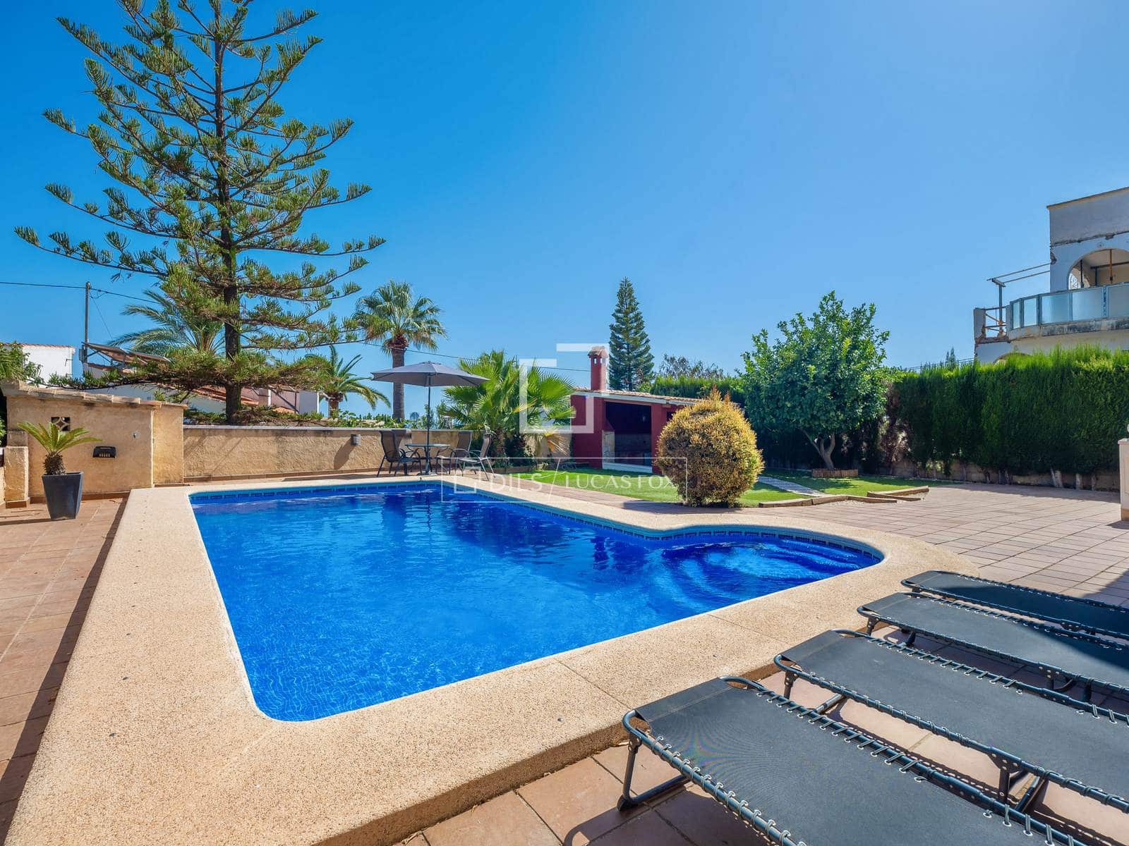 4 quarto Moradia para venda em Calpe / Calp com piscina garagem - 520 000 € (Ref: 9928532)