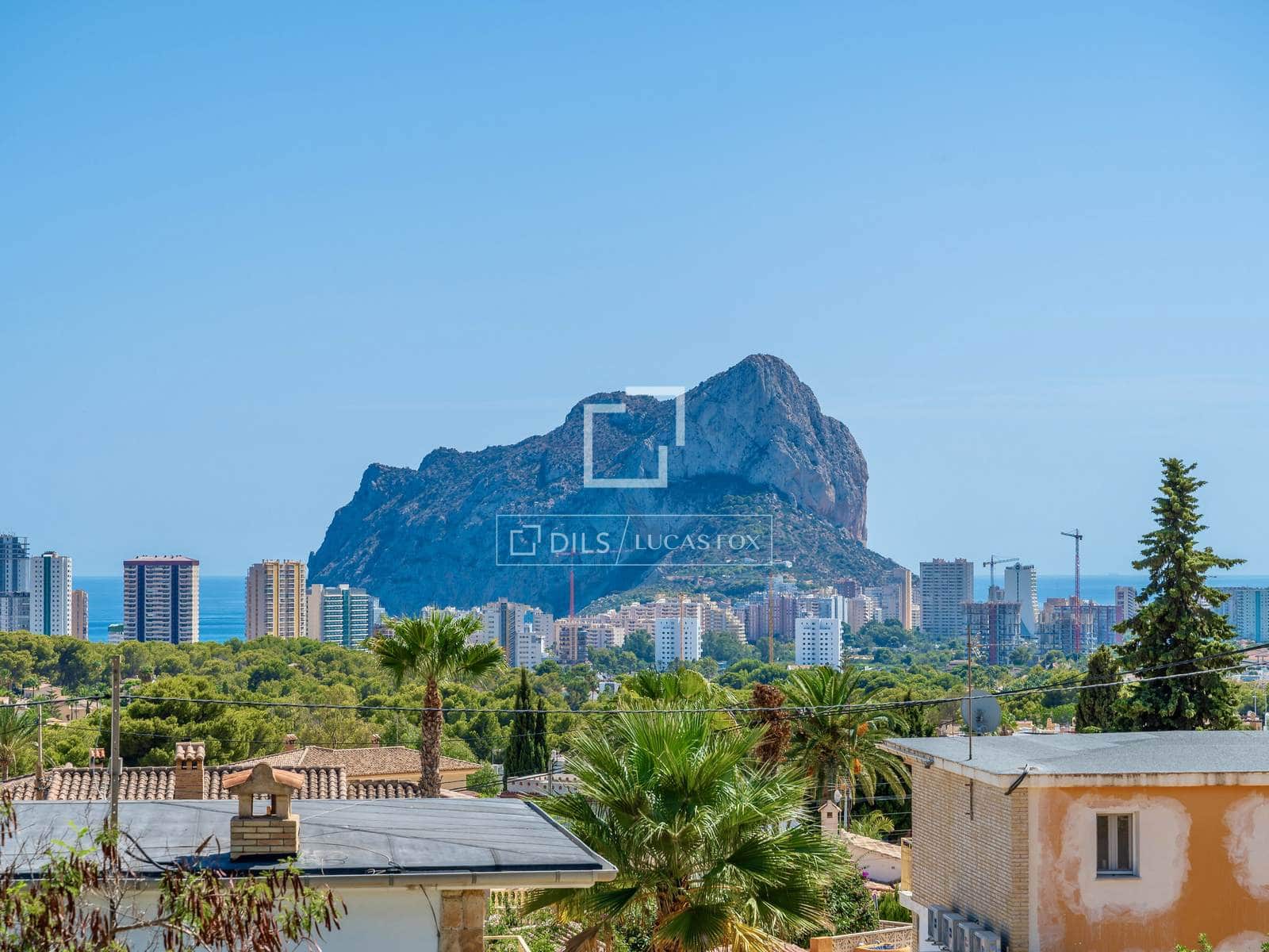 4 quarto Moradia para venda em Calpe / Calp com piscina garagem - 520 000 € (Ref: 9928532)