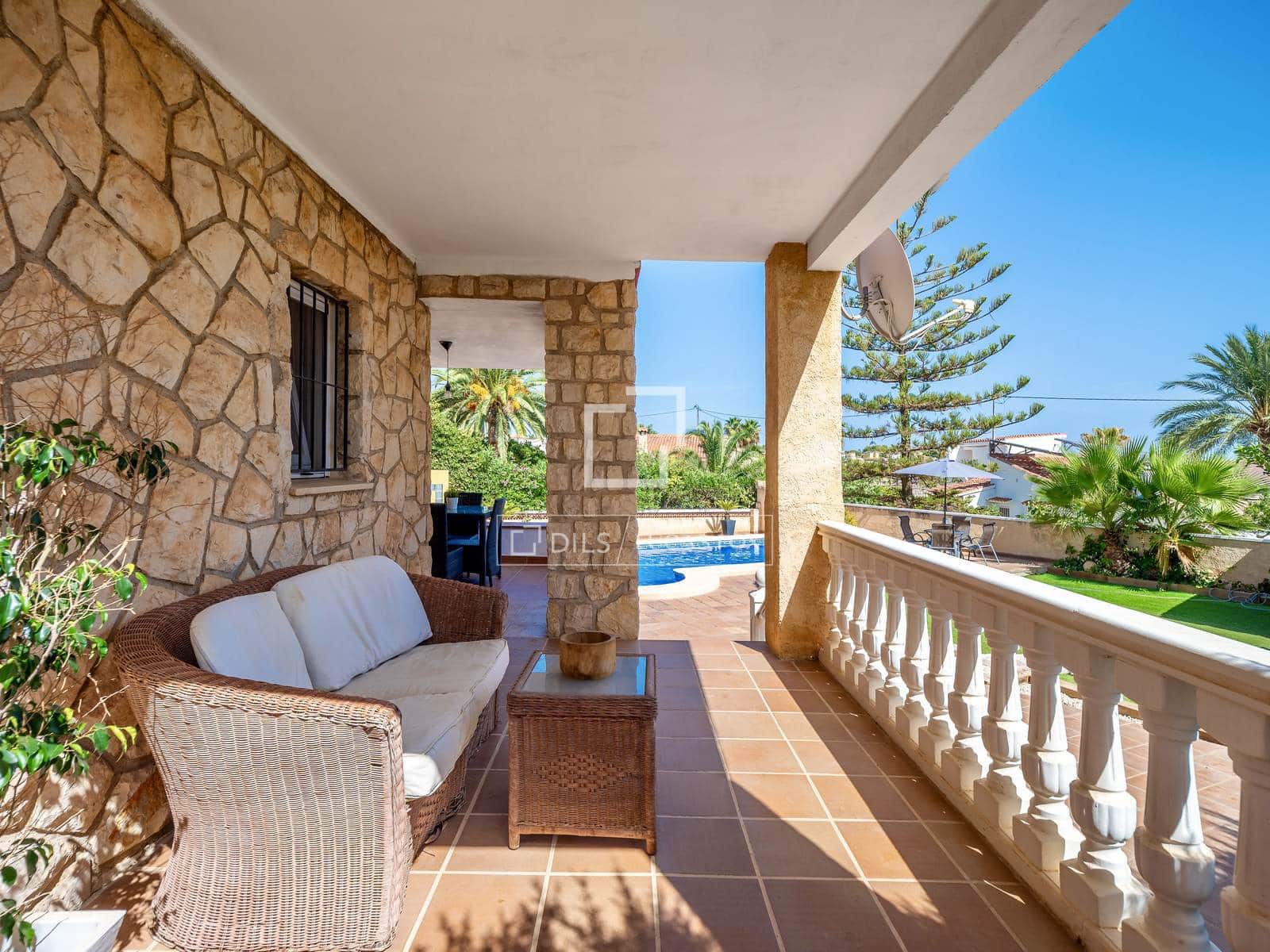 4 quarto Moradia para venda em Calpe / Calp com piscina garagem - 520 000 € (Ref: 9928532)