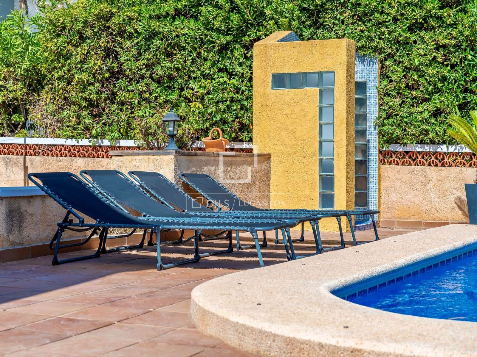 4 quarto Moradia para venda em Calpe / Calp com piscina garagem - 520 000 € (Ref: 9928532)