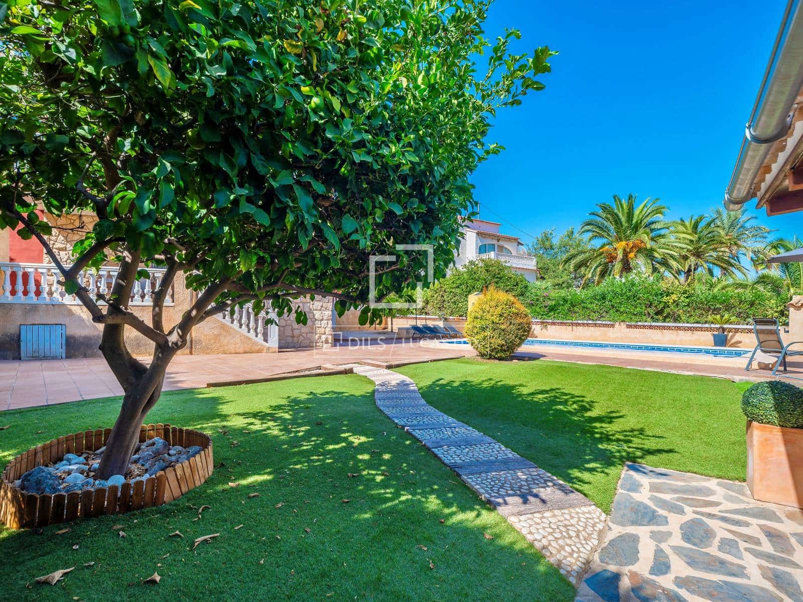 4 quarto Moradia para venda em Calpe / Calp com piscina garagem - 520 000 € (Ref: 9928532)