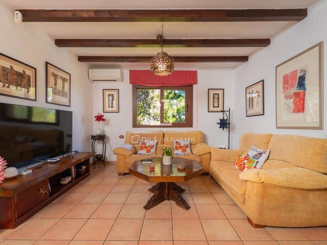 3 quarto Moradia para venda em Sant Antoni de Portmany com piscina garagem - 1 400 000 € (Ref: 9928533)