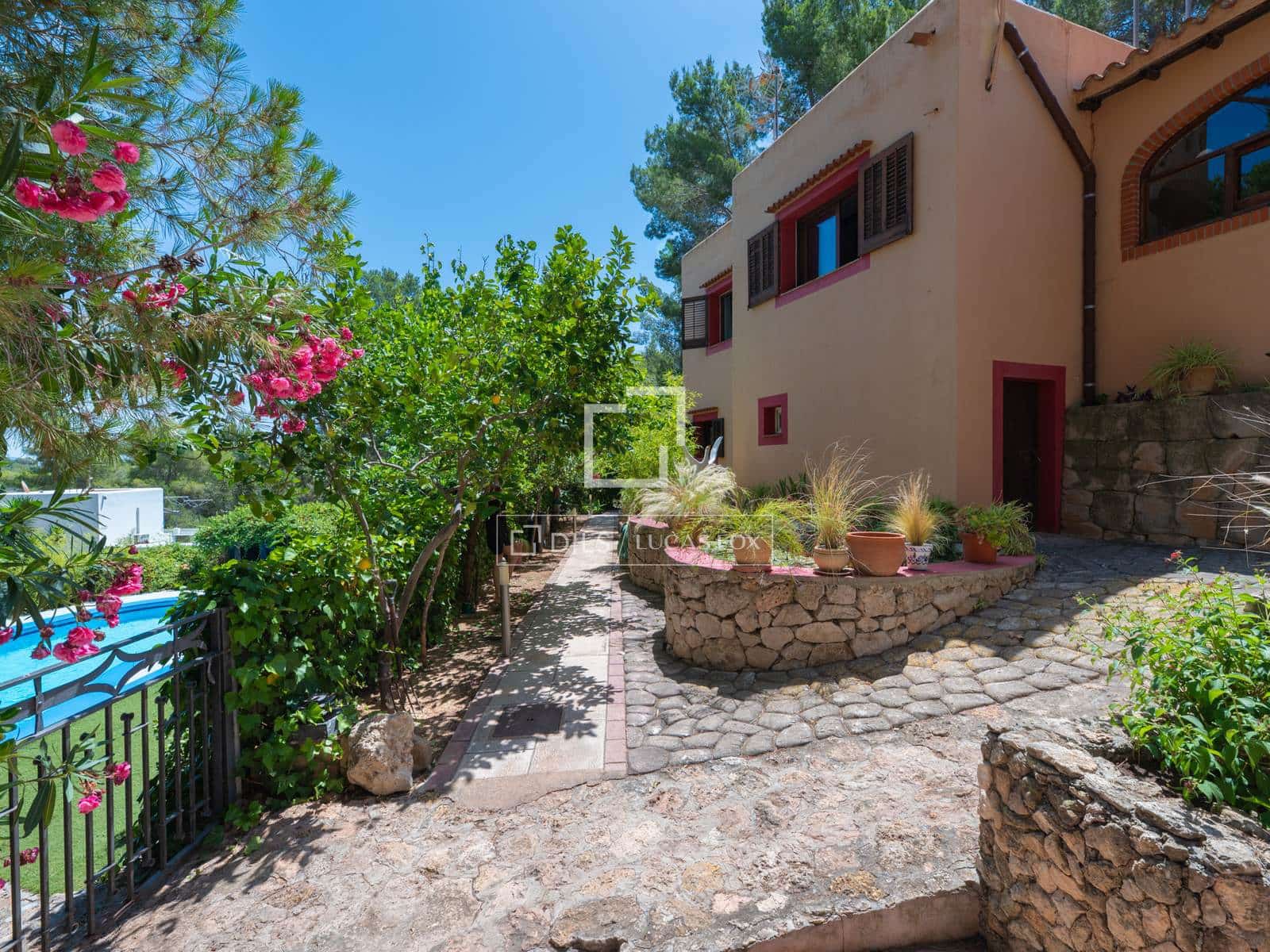 3 quarto Moradia para venda em Sant Antoni de Portmany com piscina garagem - 1 400 000 € (Ref: 9928533)