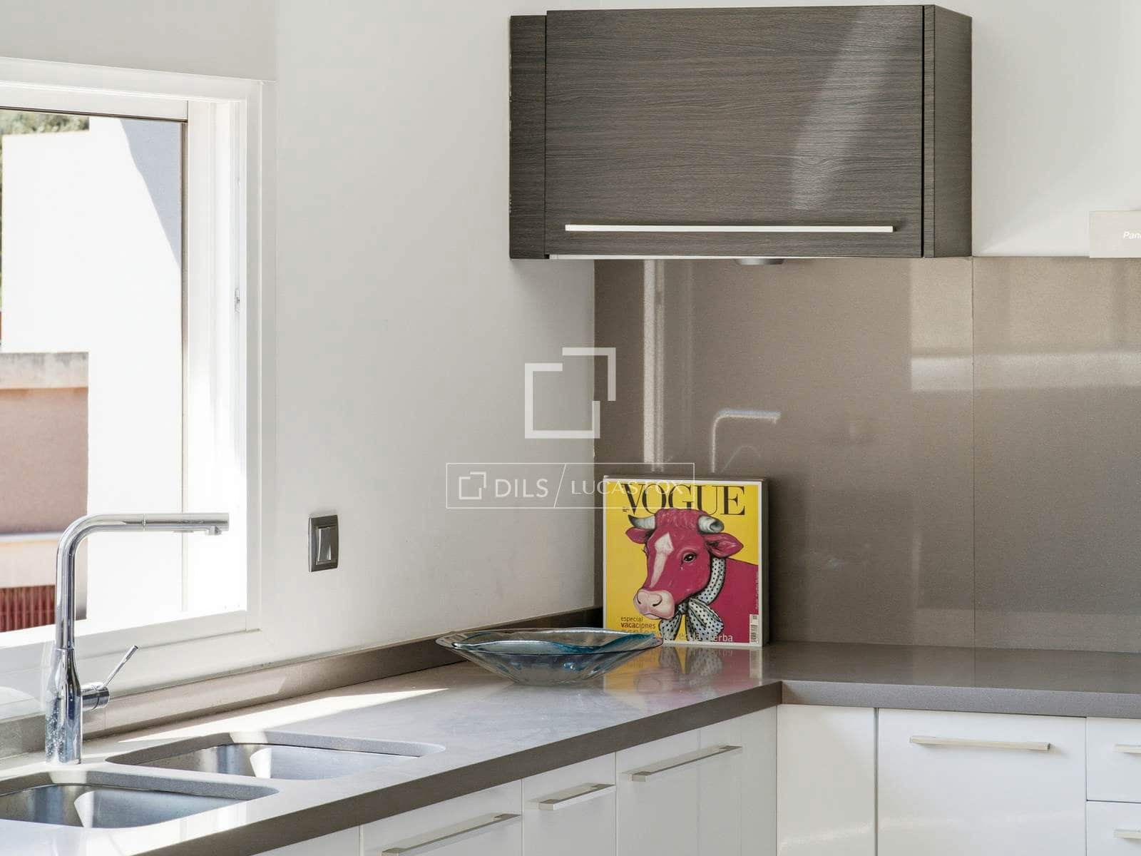3 bedroom Penthouse for sale in Palma de Mallorca - € 895,000 (Ref: 9928535)
