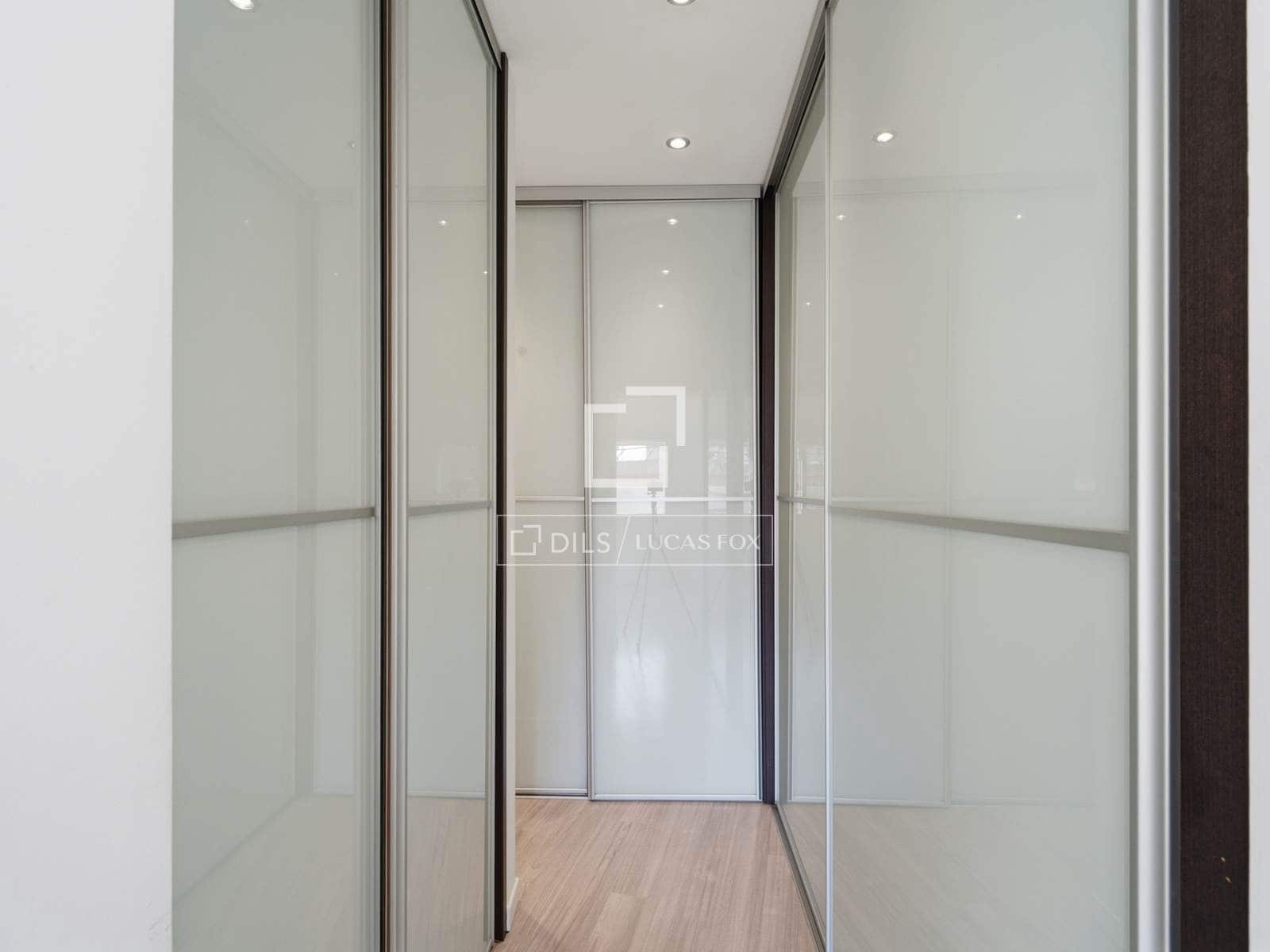 3 bedroom Penthouse for sale in Palma de Mallorca - € 895,000 (Ref: 9928535)