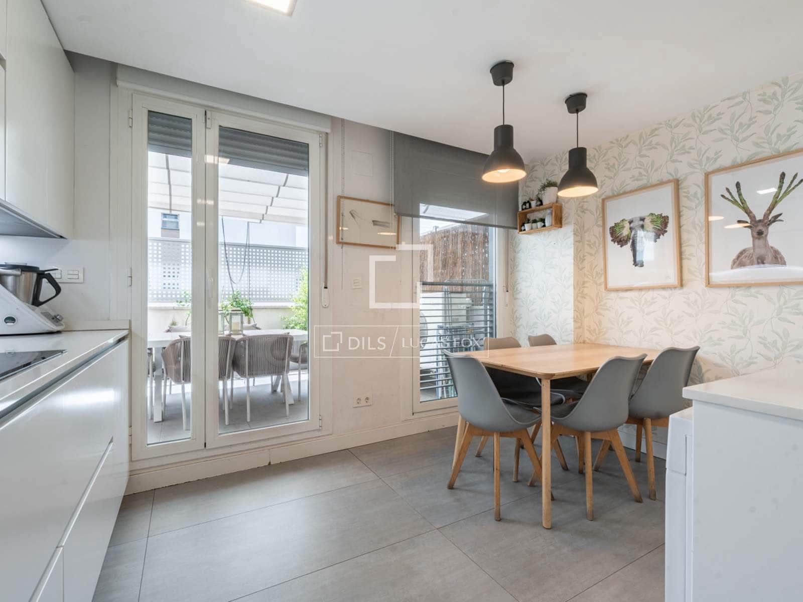 3 bedroom Apartment for sale in Madrid city with pool garage - € 1,187,000 (Ref: 9929769)