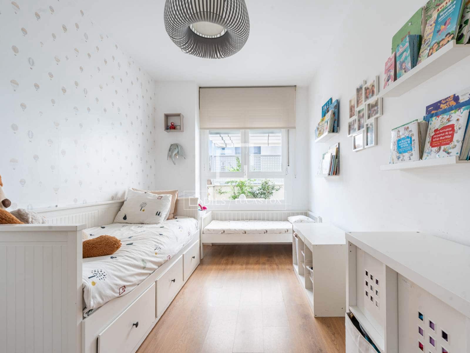 3 bedroom Apartment for sale in Madrid city with pool garage - € 1,187,000 (Ref: 9929769)