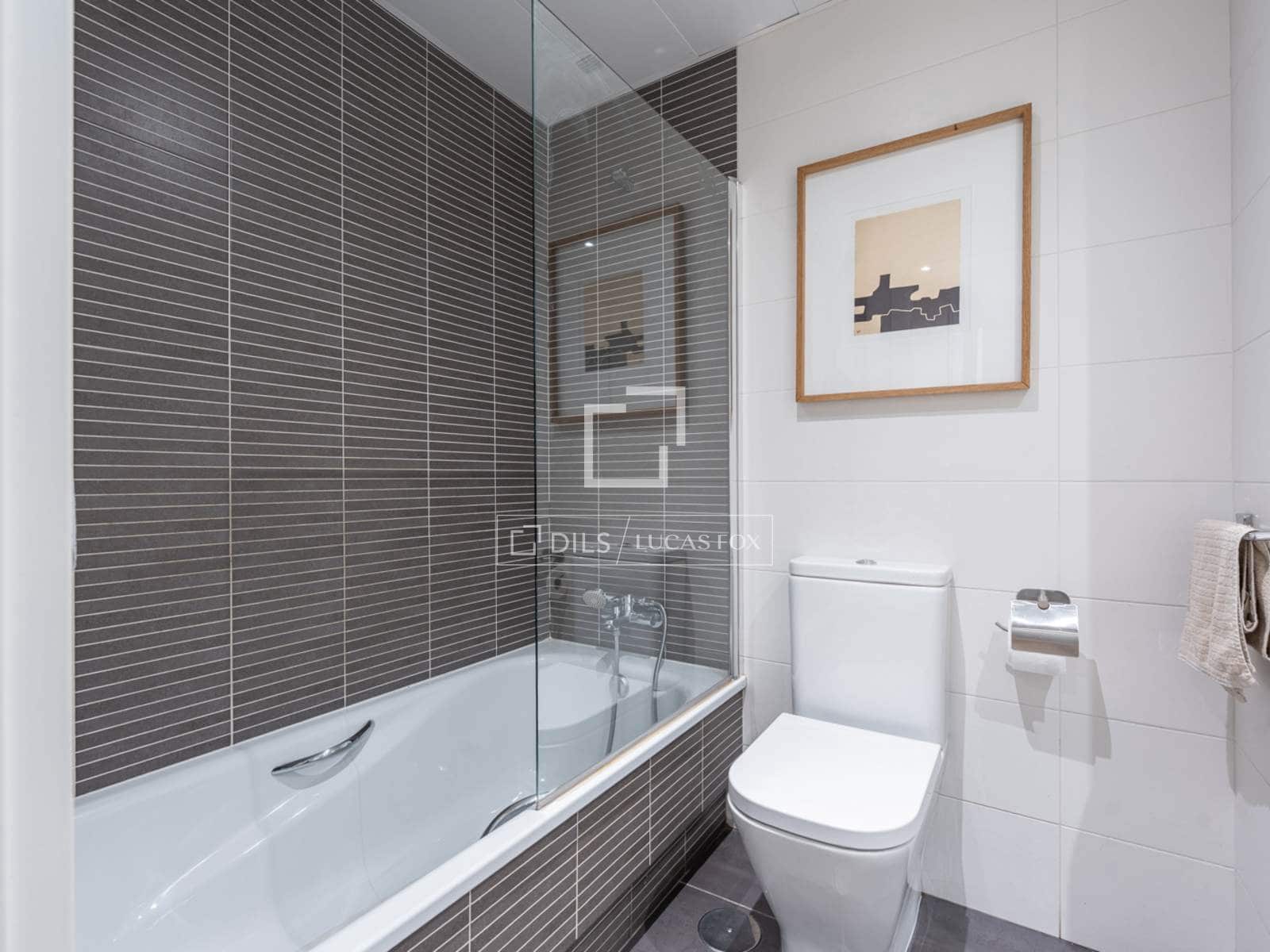 3 bedroom Apartment for sale in Madrid city with pool garage - € 1,187,000 (Ref: 9929769)