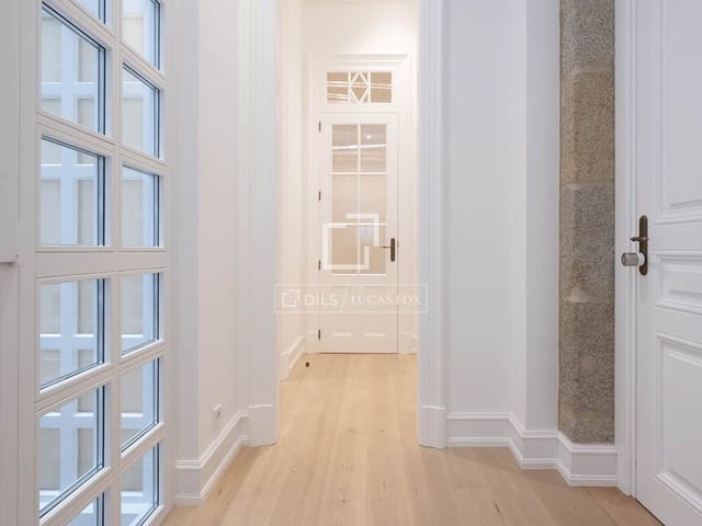 3 slaapkamer Appartement te koop in Vigo - € 1.475.000 (Ref: 9931101)