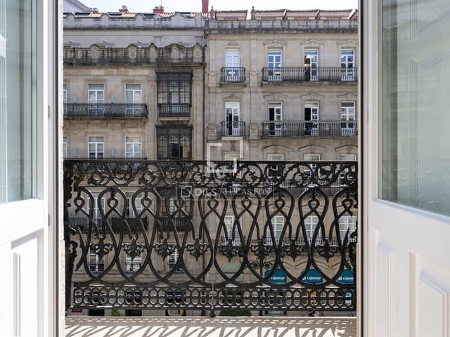 3 slaapkamer Appartement te koop in Vigo - € 1.475.000 (Ref: 9931101)