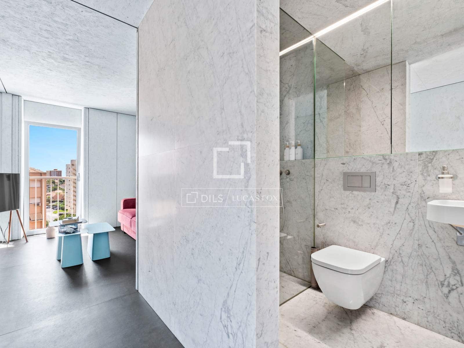 2 bedroom Penthouse for sale in Alicante / Alacant city with pool garage - € 750,000 (Ref: 9932144)