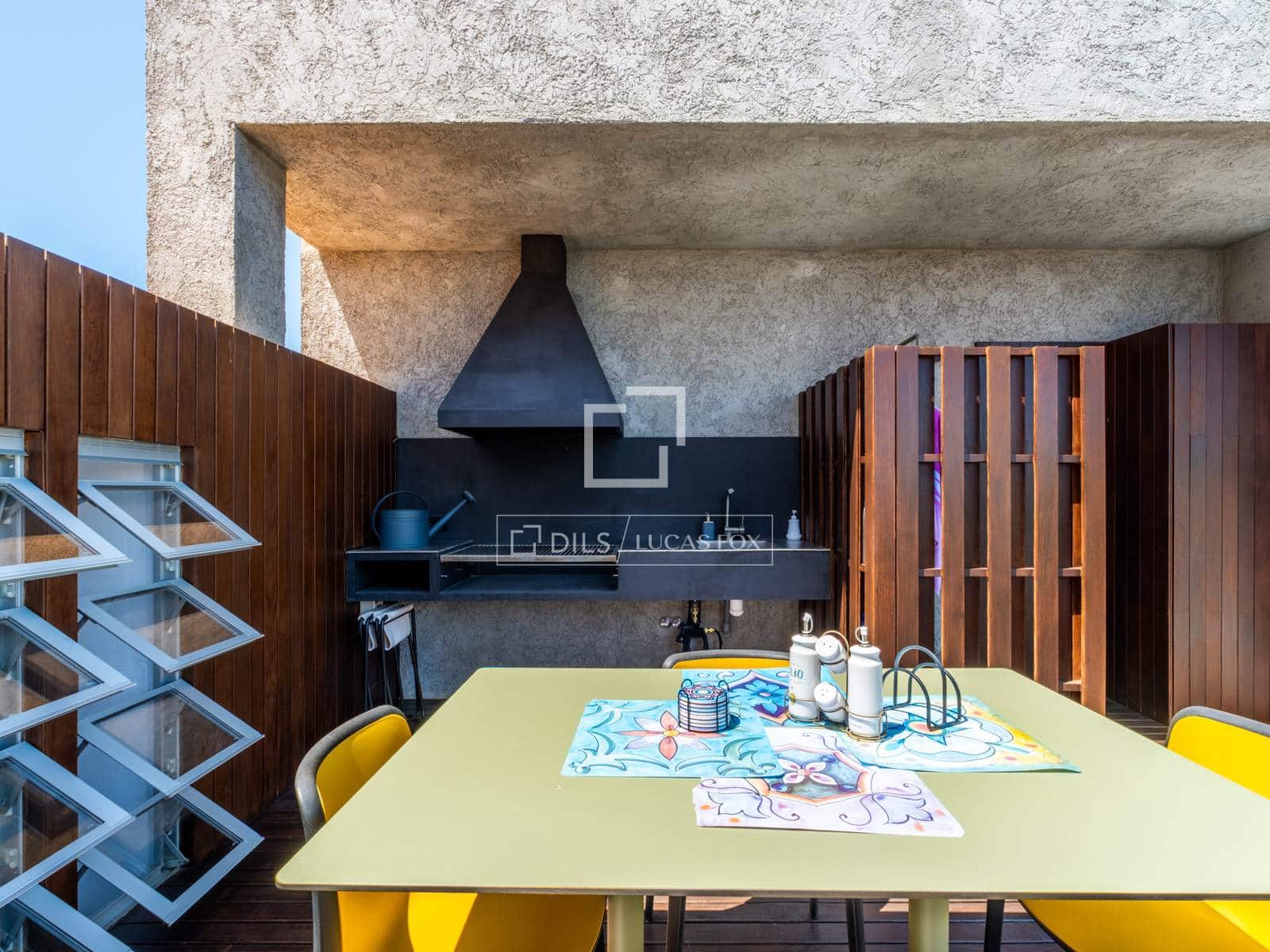 2 bedroom Penthouse for sale in Alicante / Alacant city with pool garage - € 750,000 (Ref: 9932144)