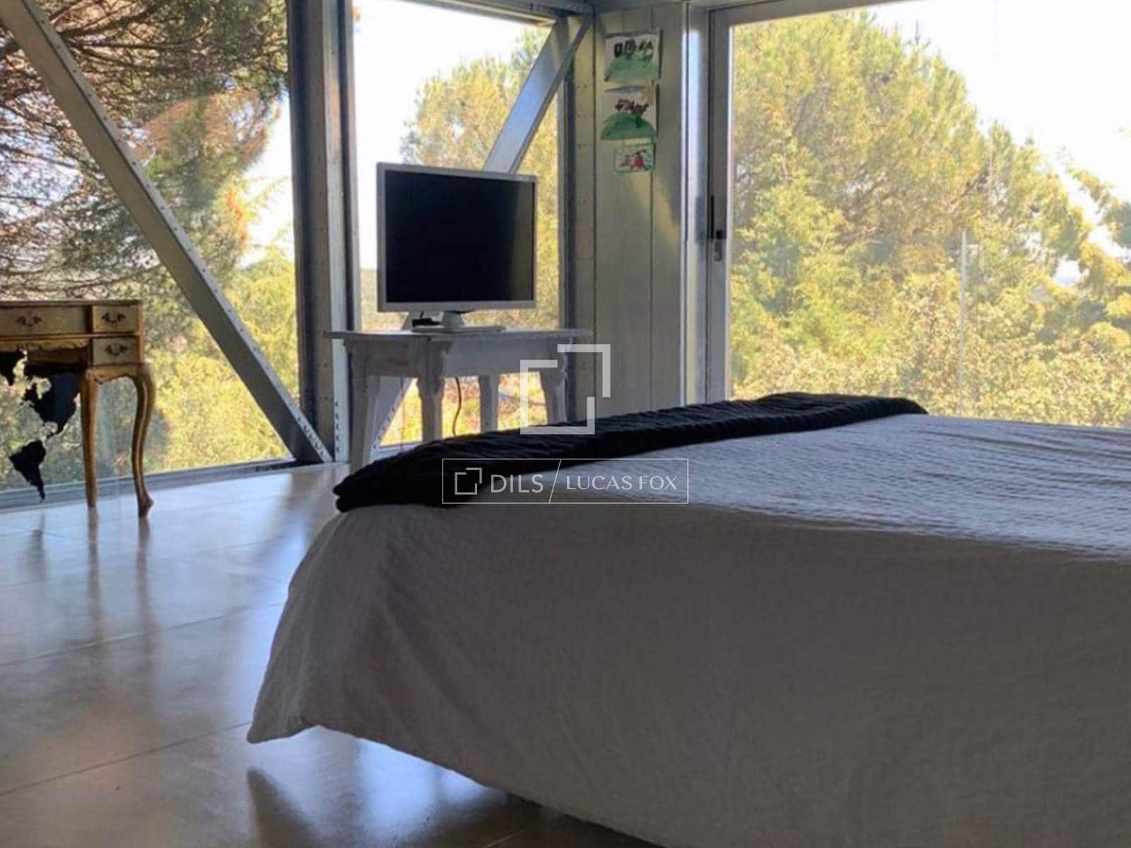 Chalet de 5 habitaciones en Madrid ciudad en alquiler con garaje - 4.500 € (Ref: 9932145)