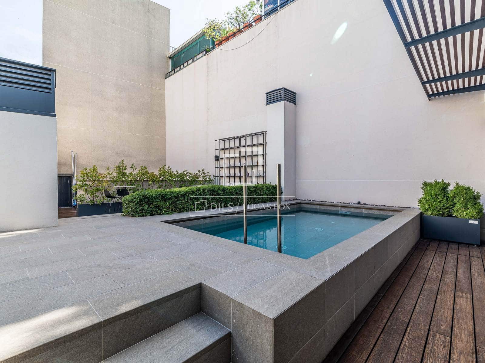 4 bedroom Penthouse for sale in Madrid city with pool garage - € 5,000,000 (Ref: 9932281)