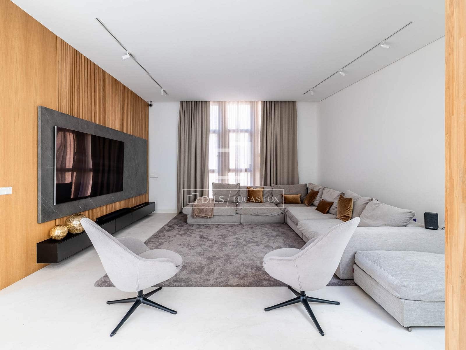 4 bedroom Penthouse for sale in Madrid city with pool garage - € 5,000,000 (Ref: 9932281)