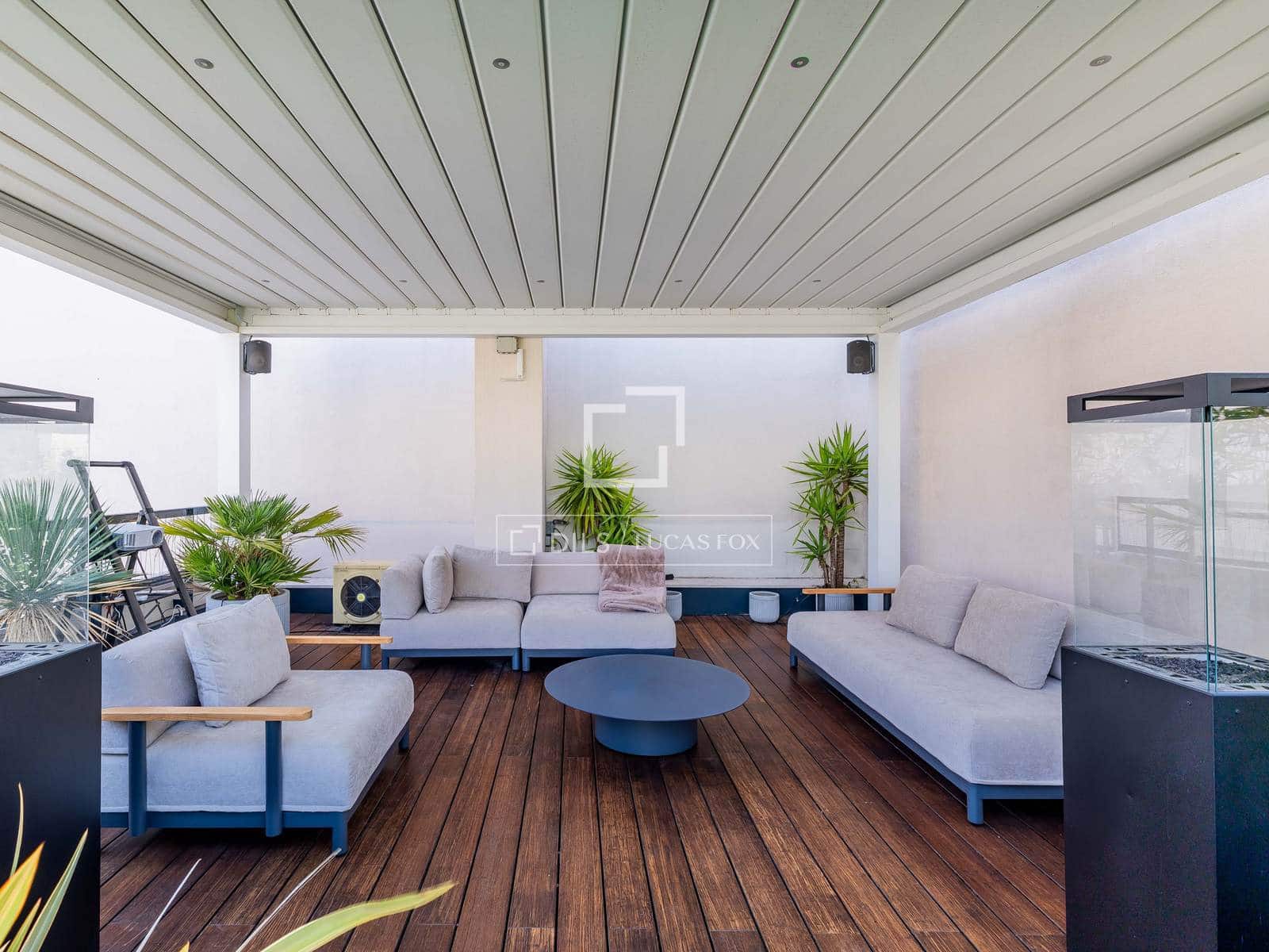 4 bedroom Penthouse for sale in Madrid city with pool garage - € 5,000,000 (Ref: 9932281)