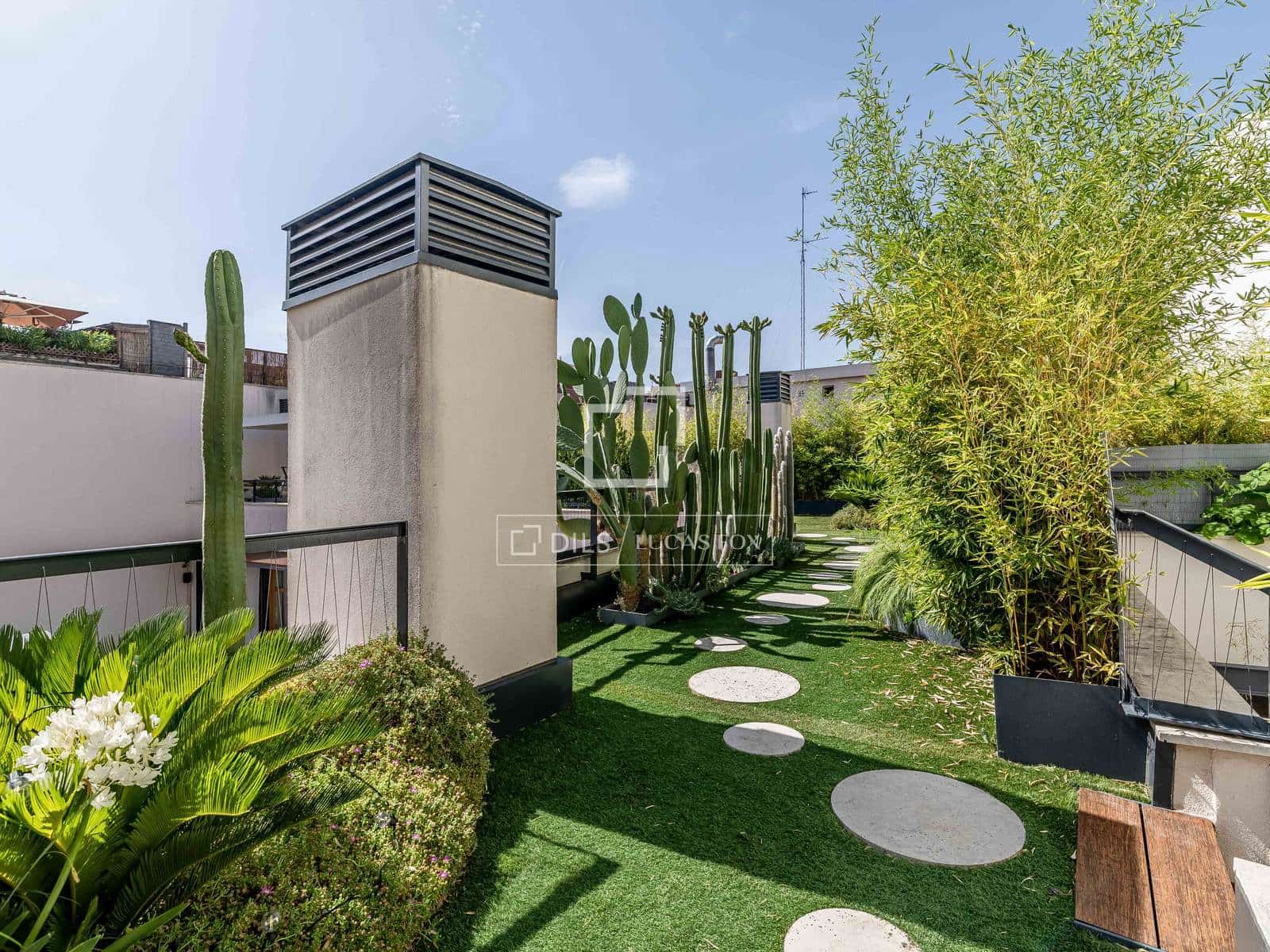 4 bedroom Penthouse for sale in Madrid city with pool garage - € 5,000,000 (Ref: 9932281)