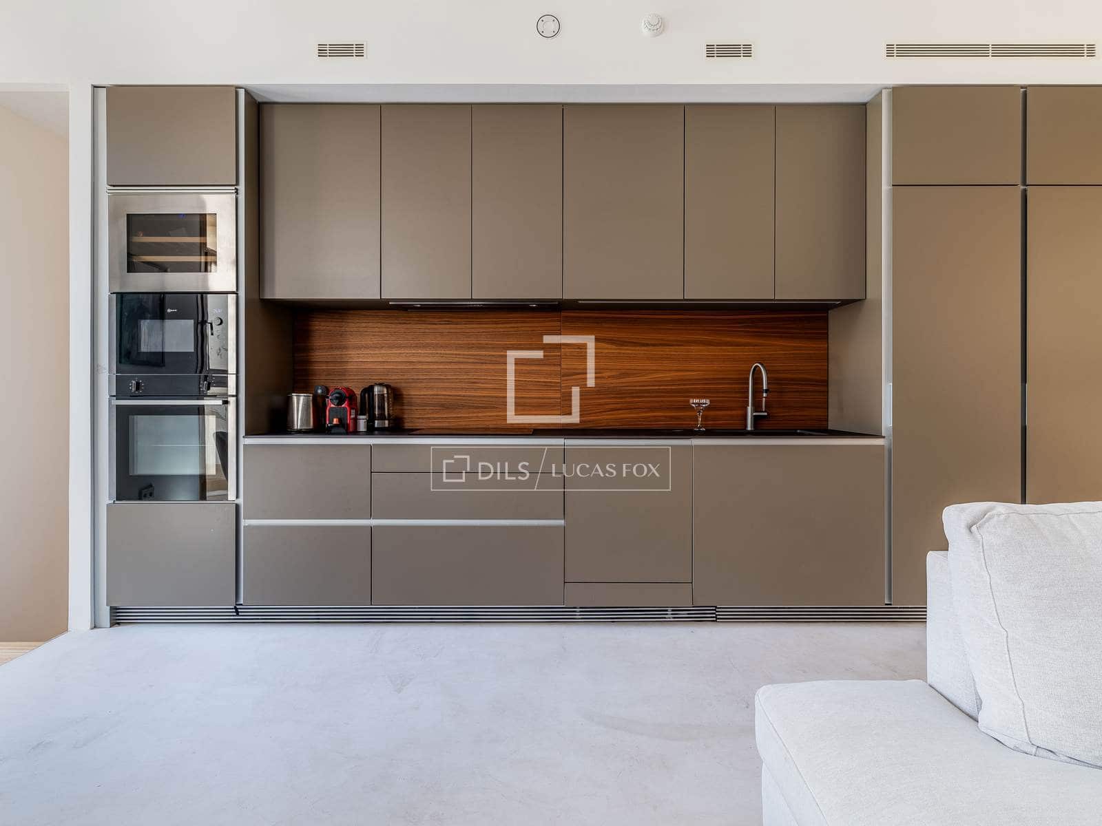 4 bedroom Penthouse for sale in Madrid city with pool garage - € 5,000,000 (Ref: 9932281)