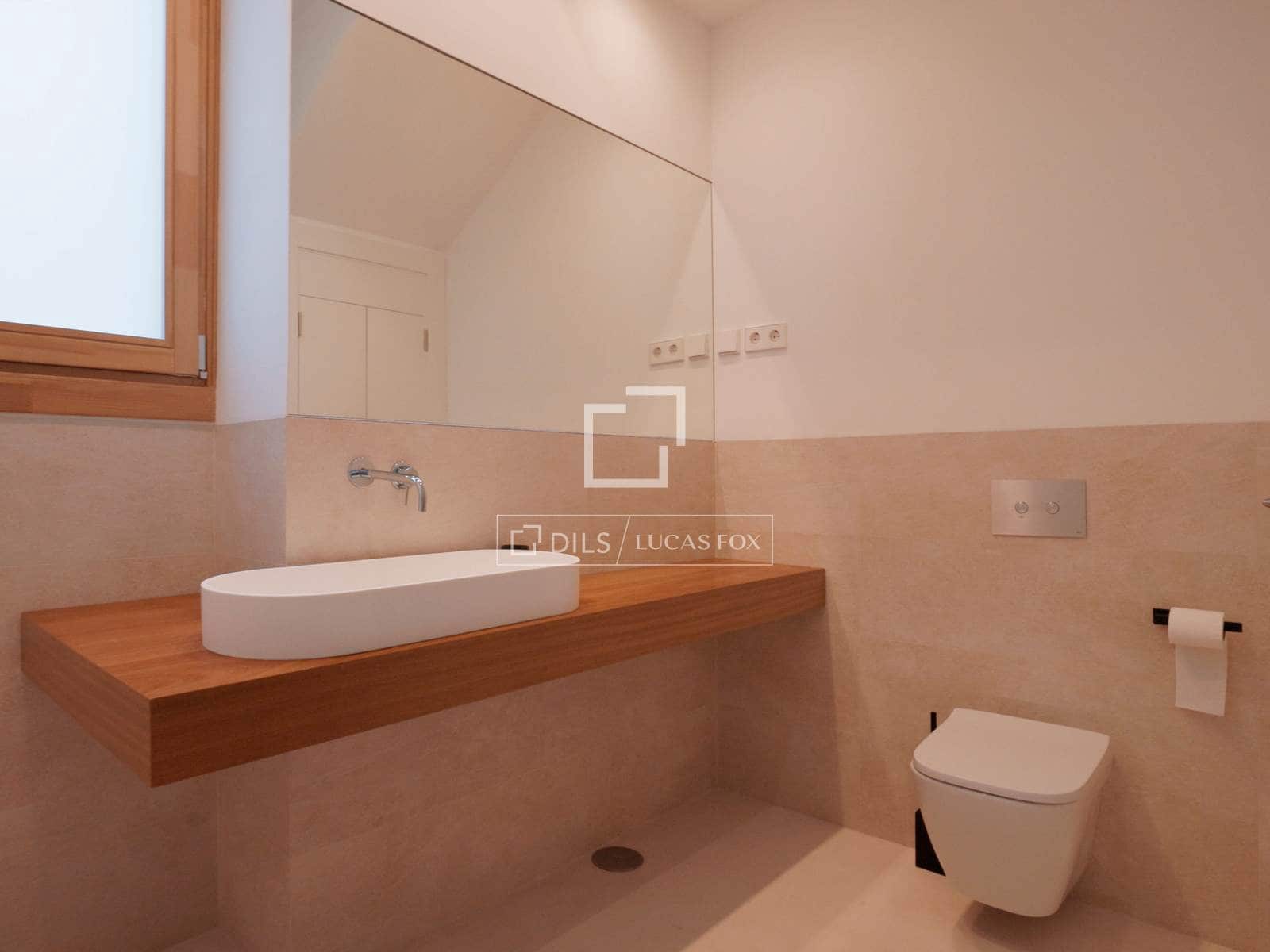 4 bedroom Penthouse for sale in Madrid city with pool garage - € 5,000,000 (Ref: 9932281)