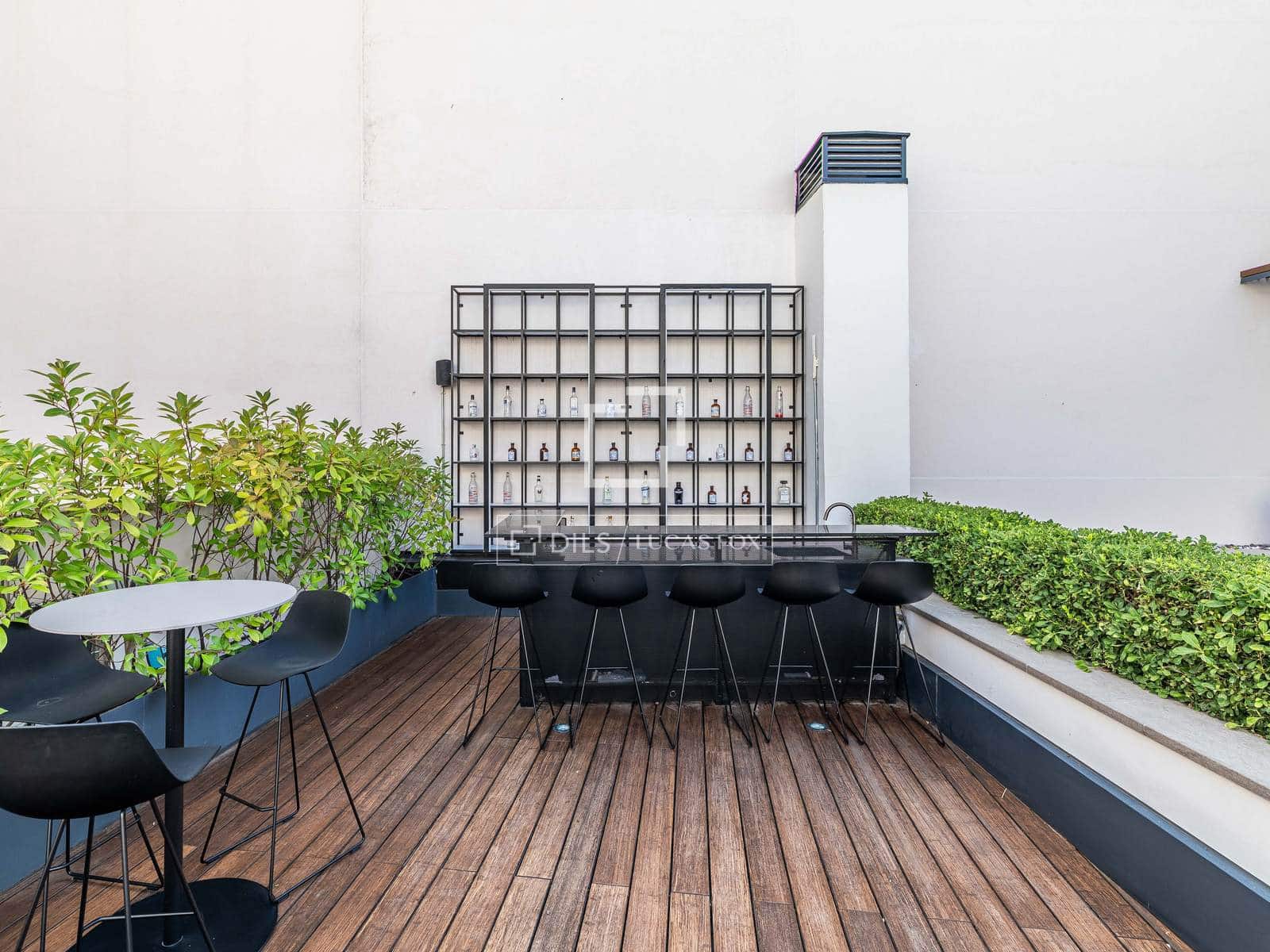 4 bedroom Penthouse for sale in Madrid city with pool garage - € 5,000,000 (Ref: 9932281)