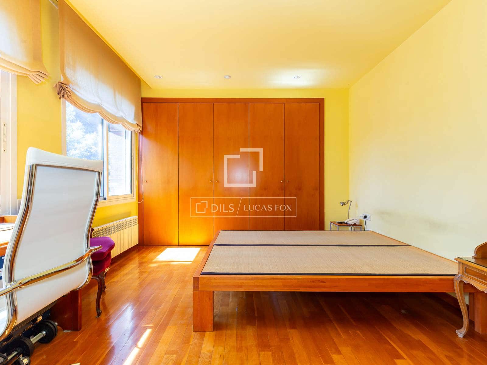 4 chambre Appartement à vendre à Esplugues de Llobregat avec piscine garage - 1 150 000 € (Ref: 9932383)