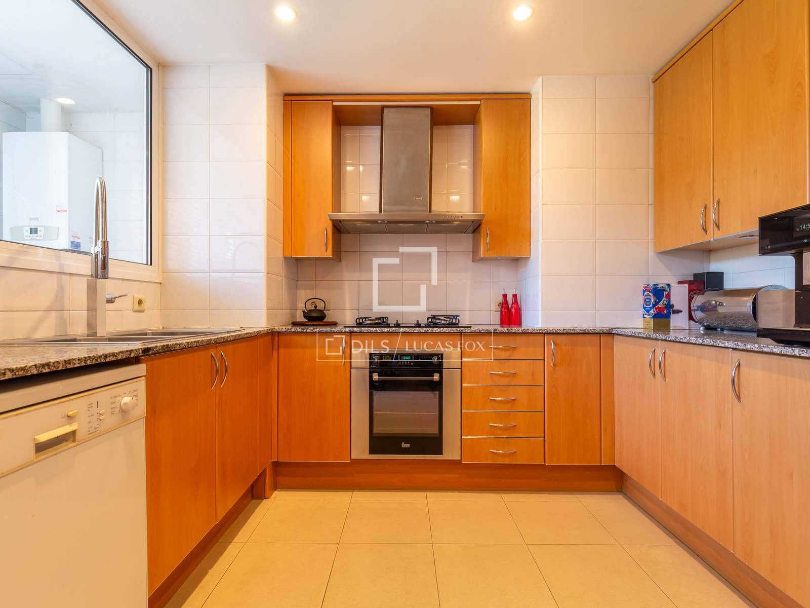 4 chambre Appartement à vendre à Esplugues de Llobregat avec piscine garage - 1 150 000 € (Ref: 9932383)