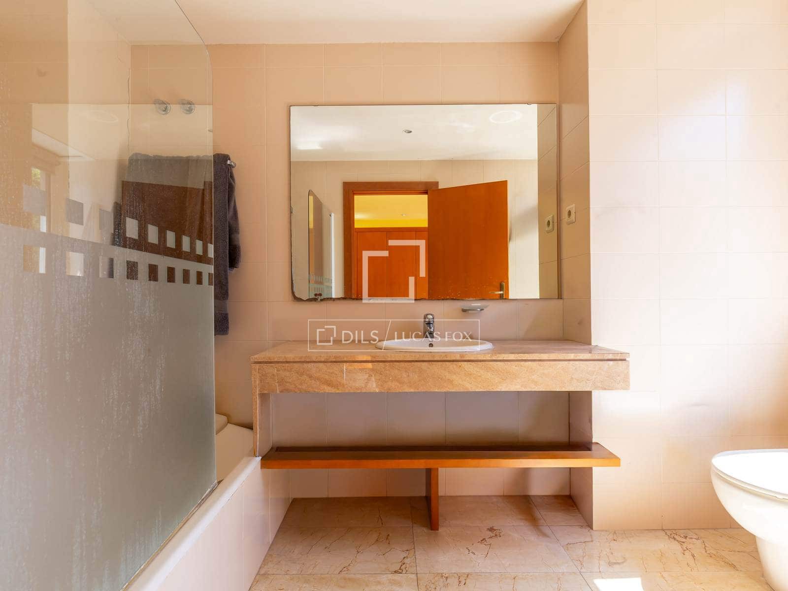 4 chambre Appartement à vendre à Esplugues de Llobregat avec piscine garage - 1 150 000 € (Ref: 9932383)