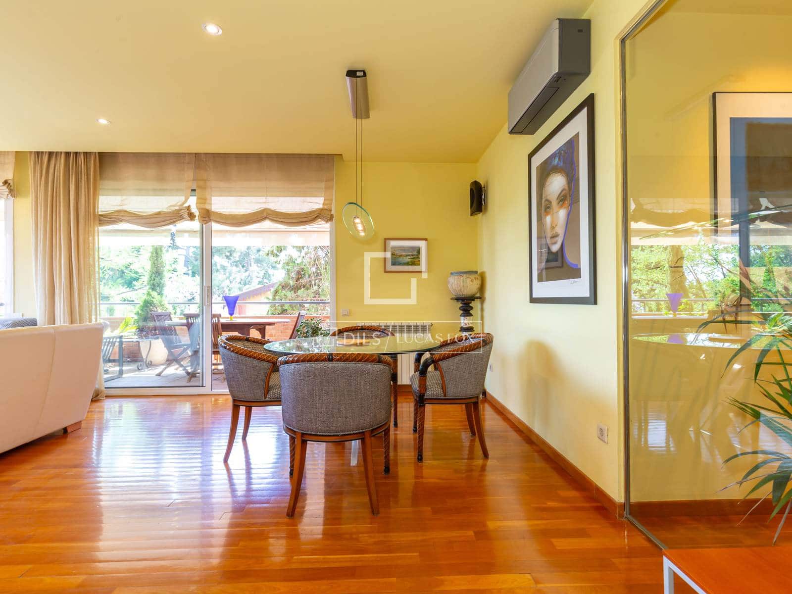 4 chambre Appartement à vendre à Esplugues de Llobregat avec piscine garage - 1 150 000 € (Ref: 9932383)