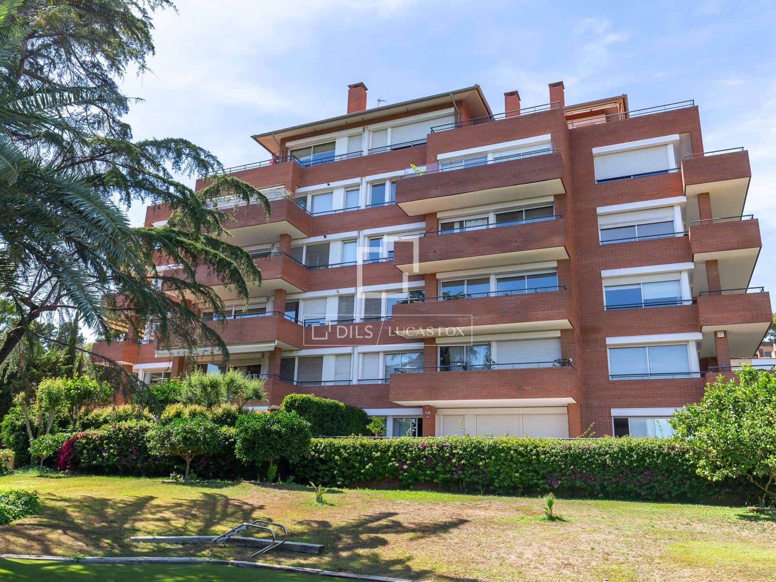 4 chambre Appartement à vendre à Esplugues de Llobregat avec piscine garage - 1 150 000 € (Ref: 9932383)