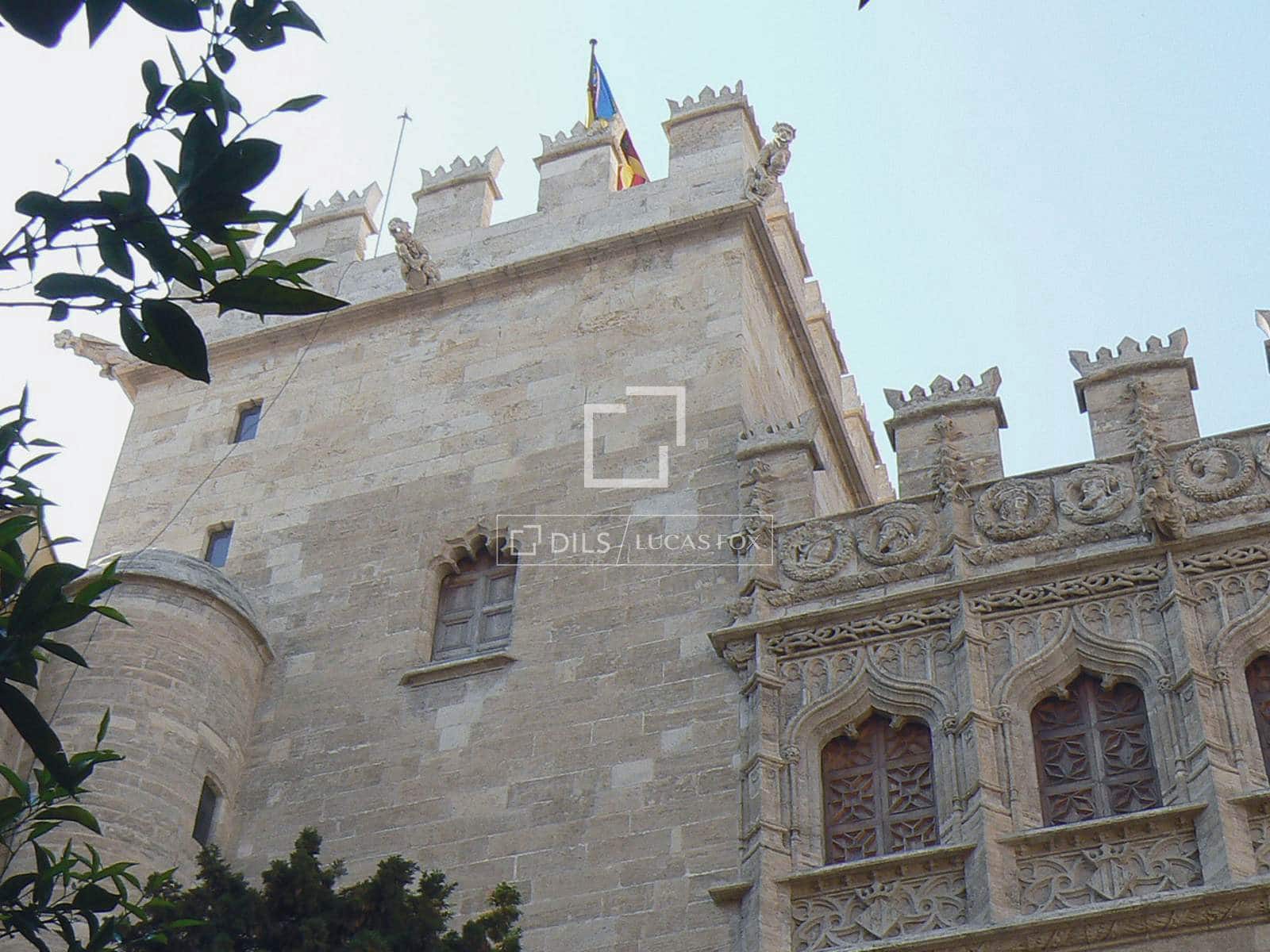 4 sypialnia Komercyjne na sprzedaż w Miasto Walencja - 835 000 € (Ref: 9932384)