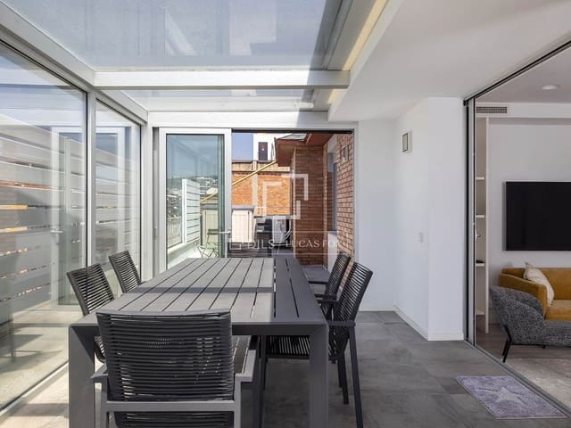 3 makuuhuone Kattohuoneisto vuokrattavana paikassa Barcelona kaupunki - 3 000 € (Ref: 9932385)