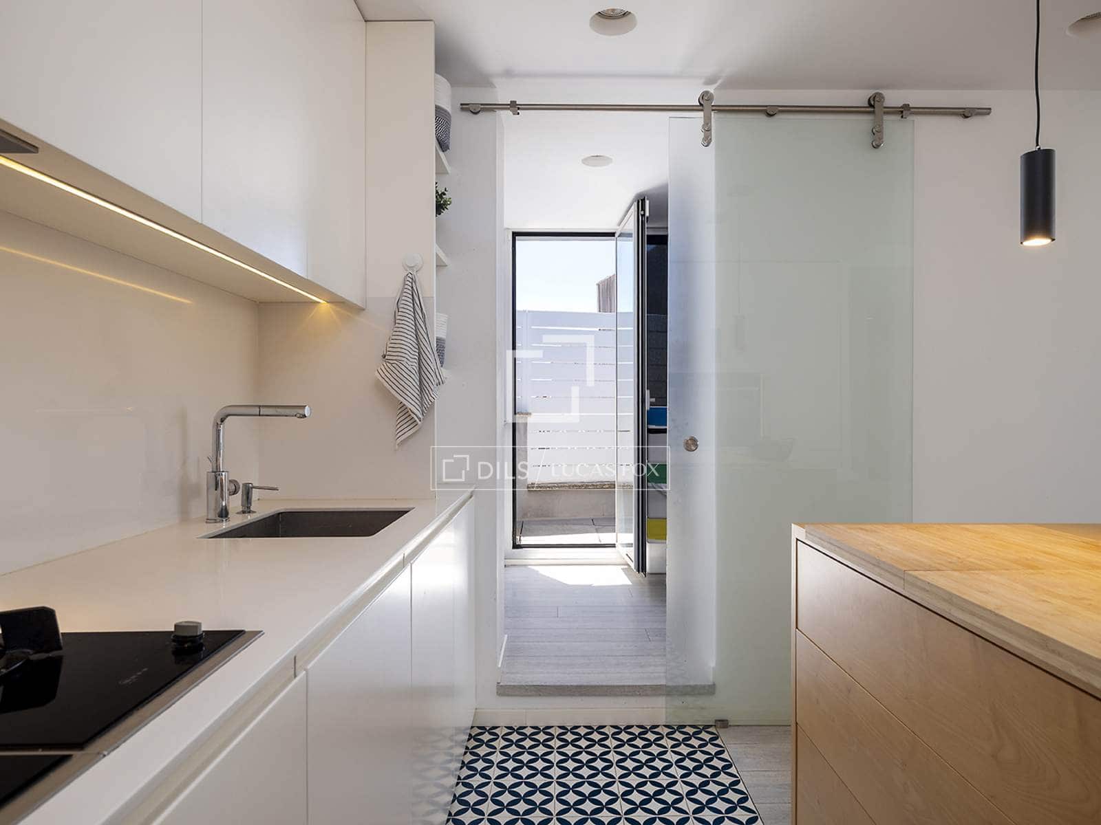 3 makuuhuone Kattohuoneisto vuokrattavana paikassa Barcelona kaupunki - 3 000 € (Ref: 9932385)