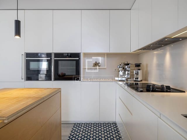 3 makuuhuone Kattohuoneisto vuokrattavana paikassa Barcelona kaupunki - 3 000 € (Ref: 9932385)