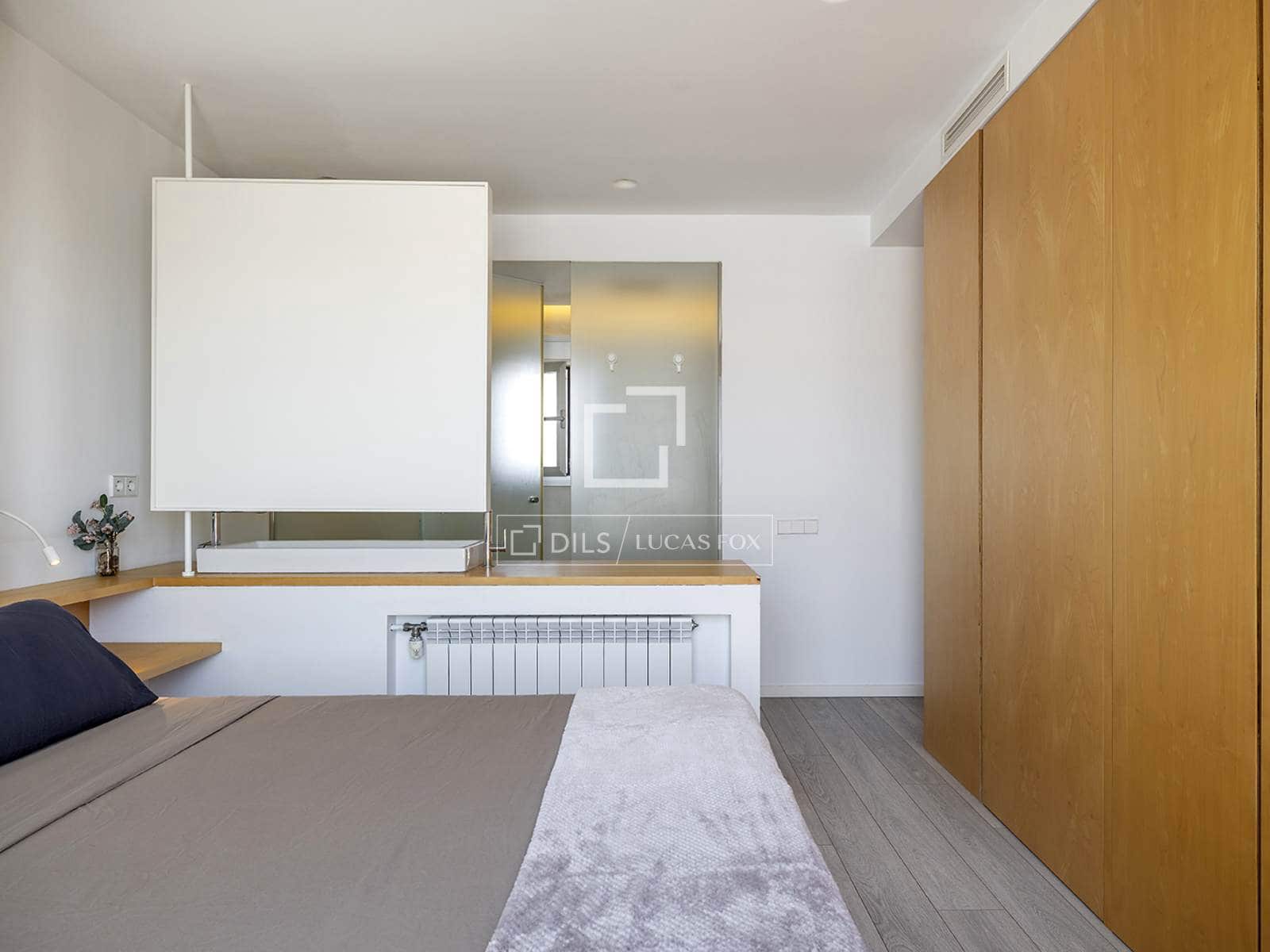 3 makuuhuone Kattohuoneisto vuokrattavana paikassa Barcelona kaupunki - 3 000 € (Ref: 9932385)