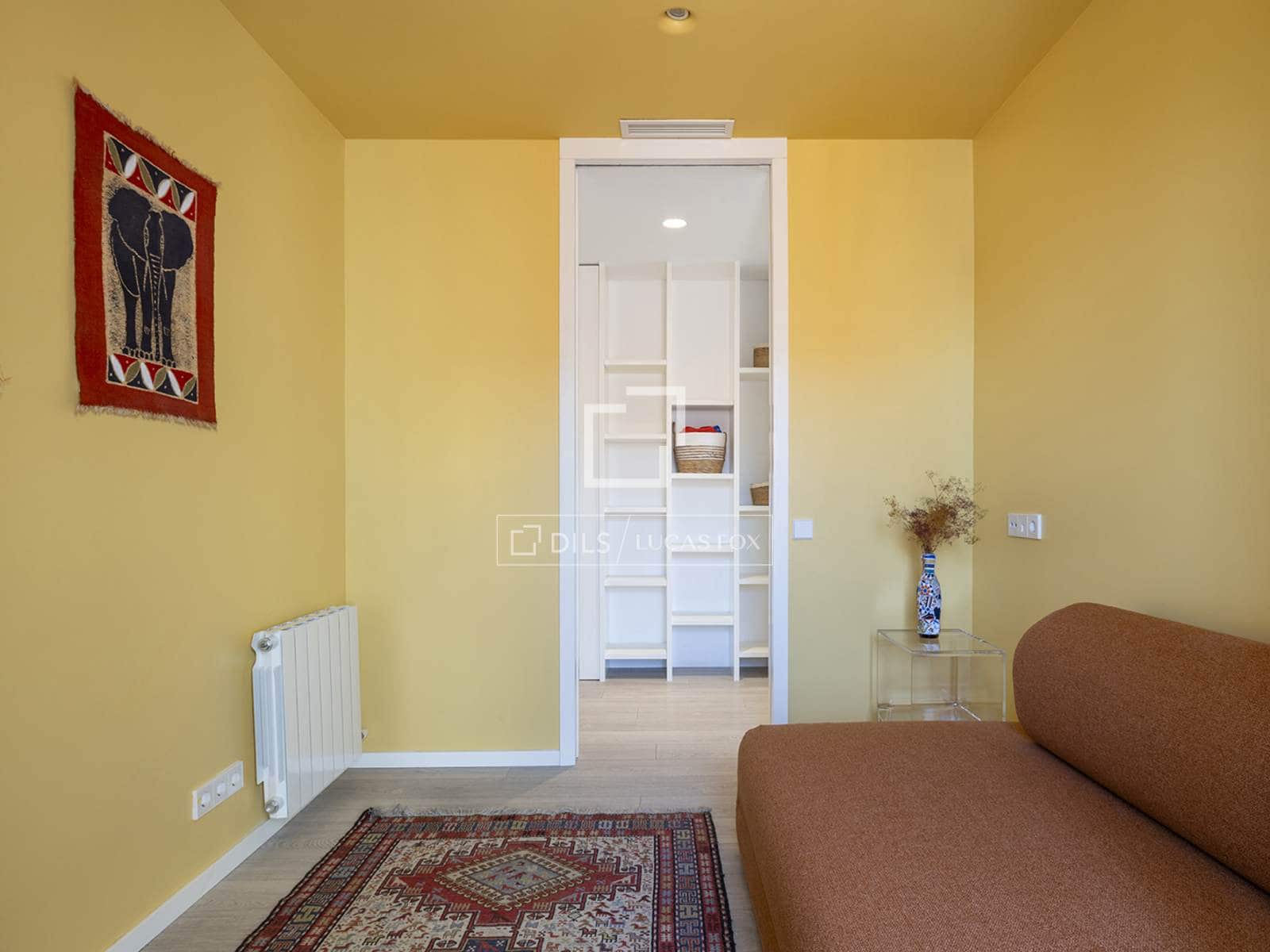 3 makuuhuone Kattohuoneisto vuokrattavana paikassa Barcelona kaupunki - 3 000 € (Ref: 9932385)